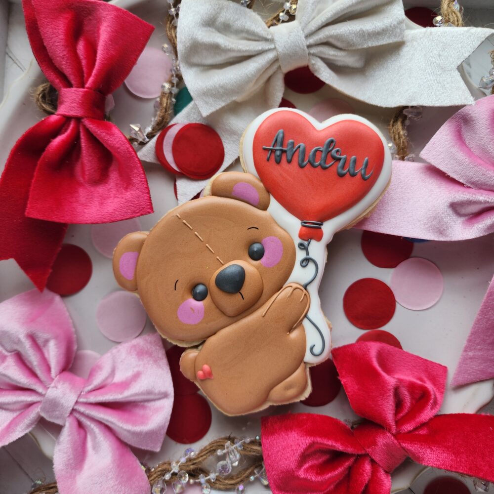 Bear w/ Balloon 1pc Personalized Cookie
