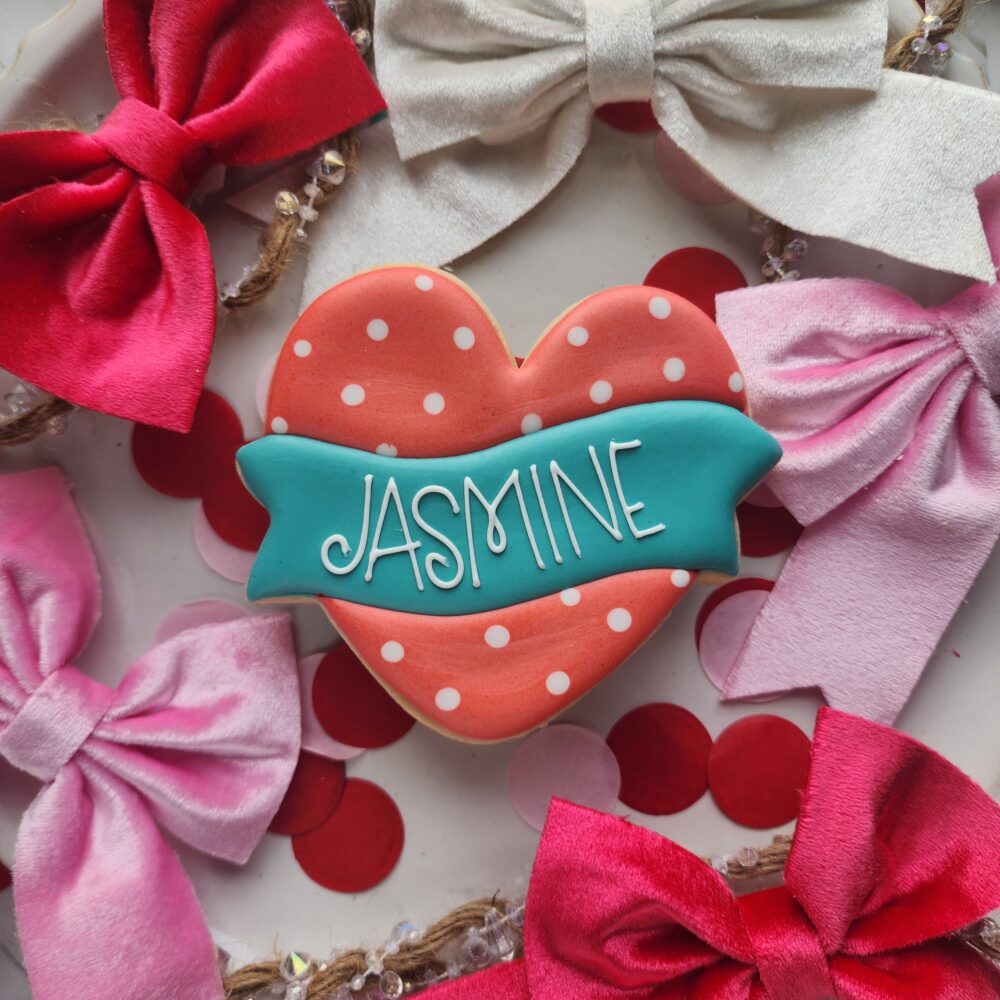 Heart w/ Banner 1pc Personalized Cookie